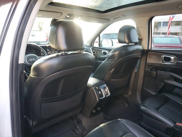 Used 2021 Kia Sorento SX image 11