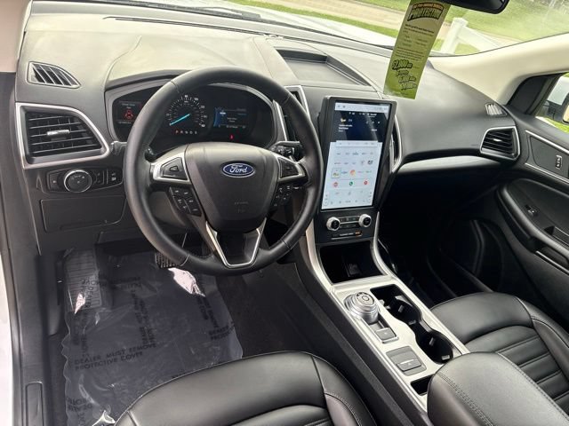 Certified 2024 Ford Edge SEL w/ Convenience Package AWD/4WD image 11