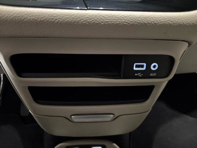 Used 2020 Chrysler Pacifica Limited w/ Advanced Safetytec Group image 30