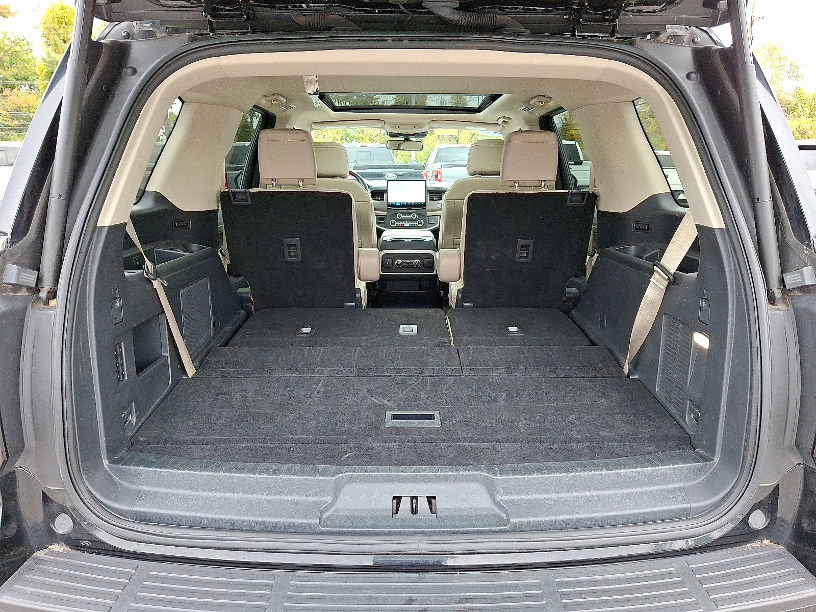 Certified 2024 Ford Expedition Limited AWD/4WD image 33