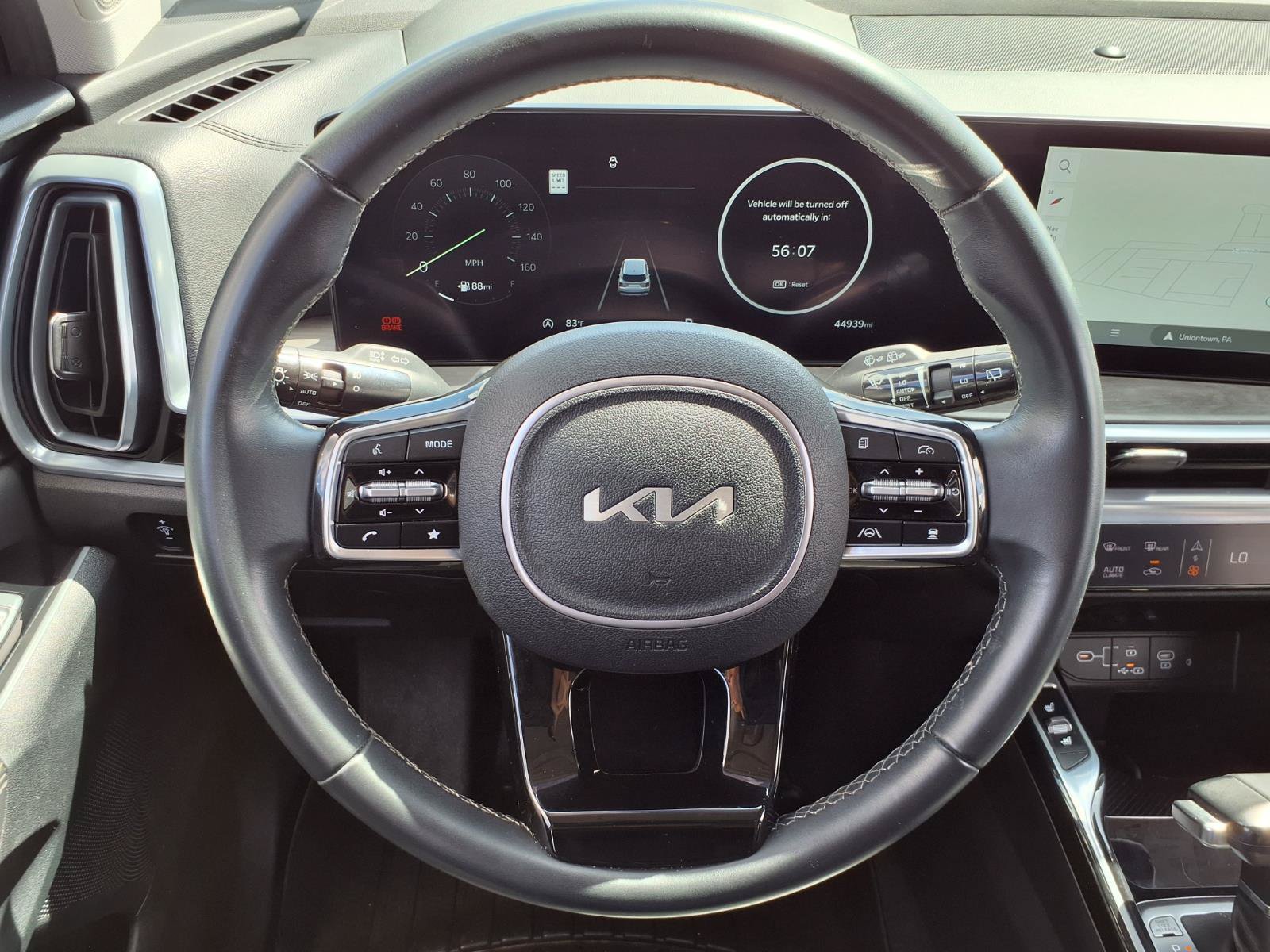 Used 2025 Kia Sorento SX AWD/4WD image 13