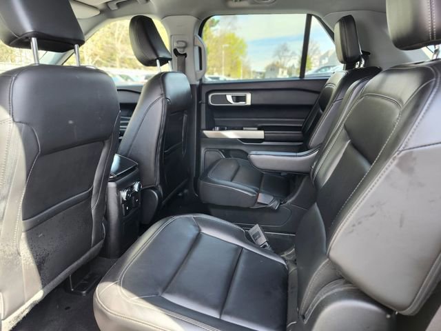 Certified 2022 Ford Explorer XLT w/ Equipment Group 202A image 16