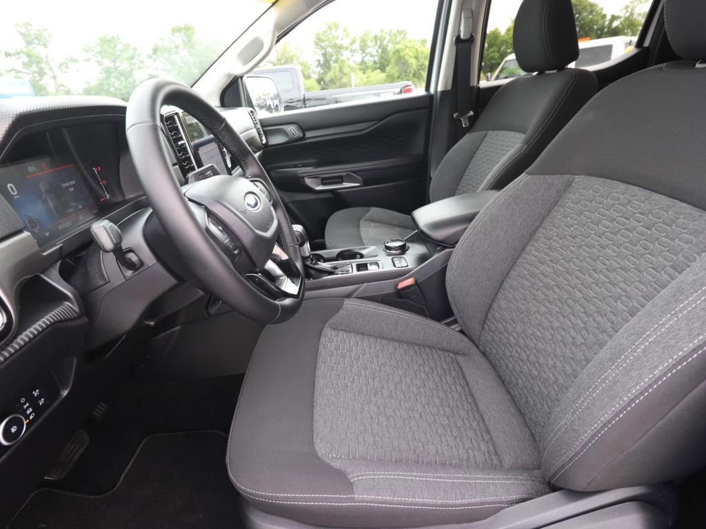 Certified 2025 Ford Ranger XLT w/ FX4 Off-Road Package image 8