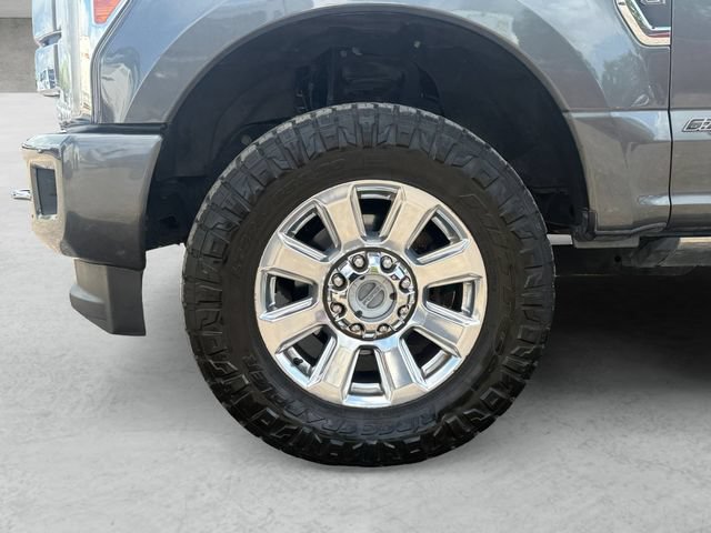Certified 2019 Ford F250 Platinum w/ Platinum Ultimate Package AWD/4WD image 24