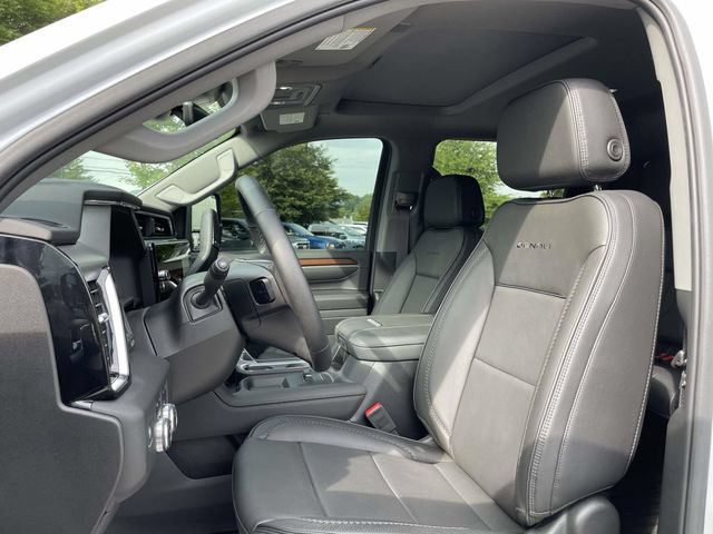 Used 2025 GMC Sierra 3500 Denali w/ Denali Reserve Package AWD/4WD image 23