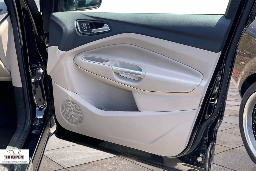 Certified 2019 Ford Escape SE FWD image 23