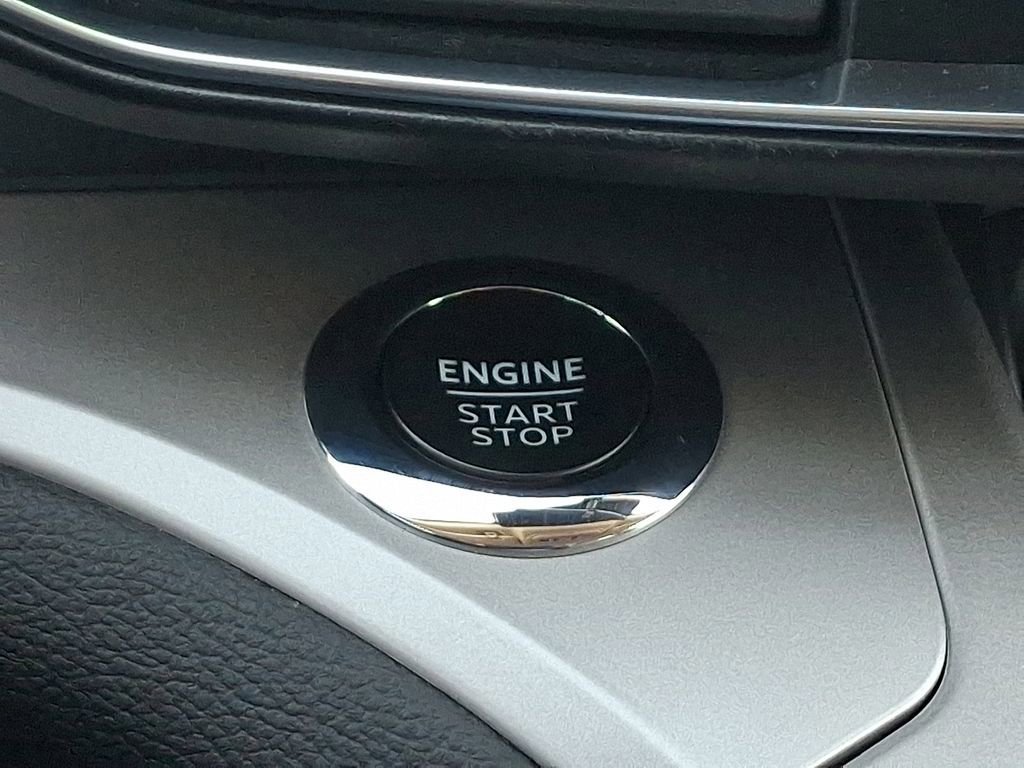 Certified 2023 Ford Explorer XLT w/ Equipment Group 202A image 23