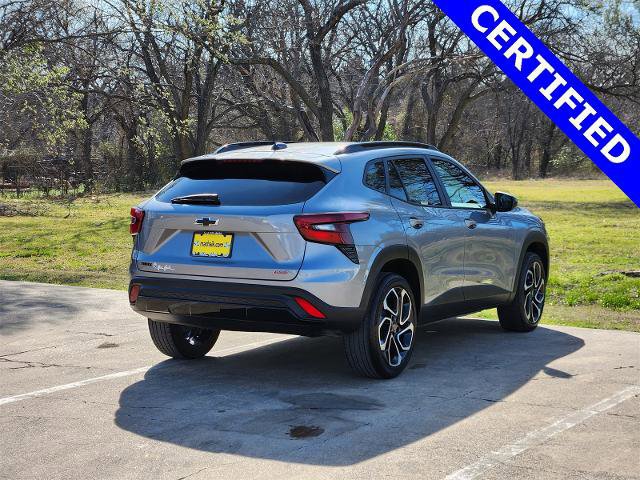 Used 2025 Chevrolet Trax RS w/ Sunroof Package image 4