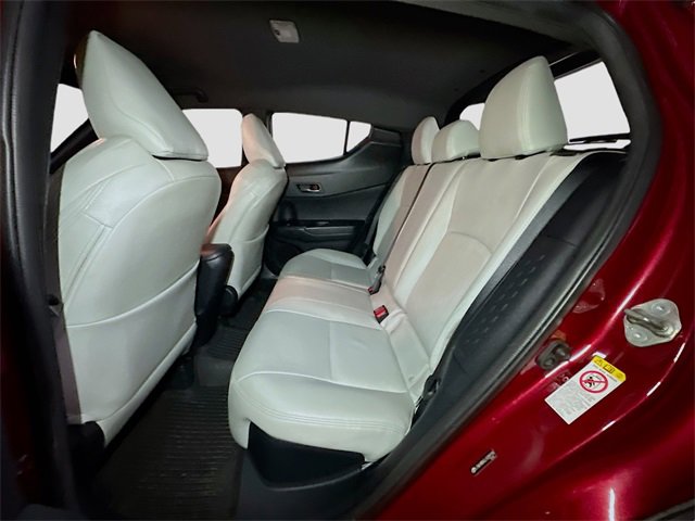 Used 2018 Toyota C-HR XLE image 32