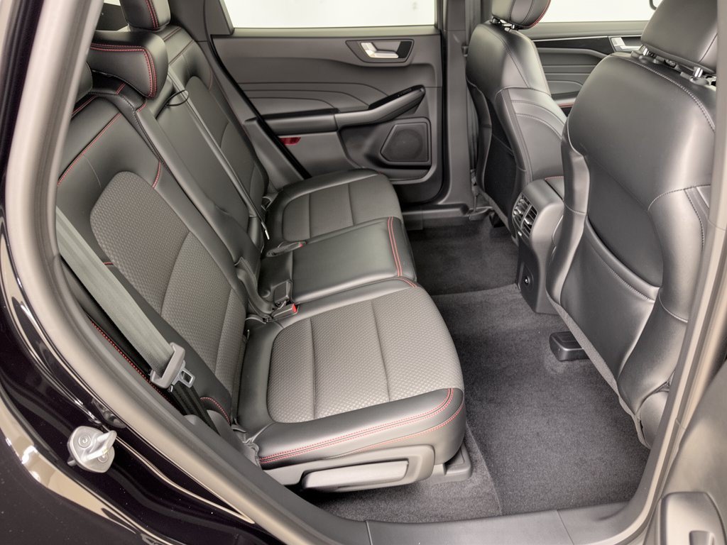 Certified 2023 Ford Escape ST-Line w/ Tech Pack #1 FWD image 29
