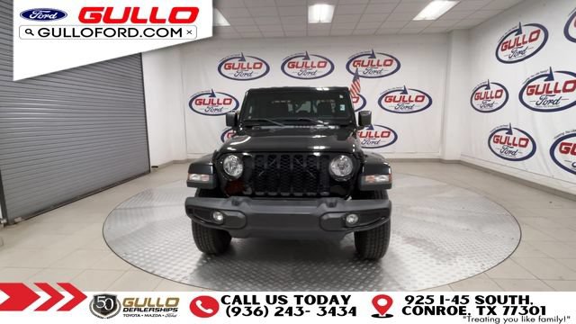 Used 2023 Jeep Gladiator Sport AWD/4WD image 3