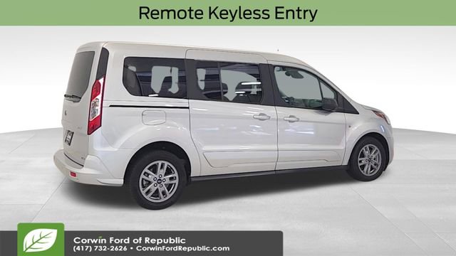 Certified 2022 Ford Transit Connect XLT image 10
