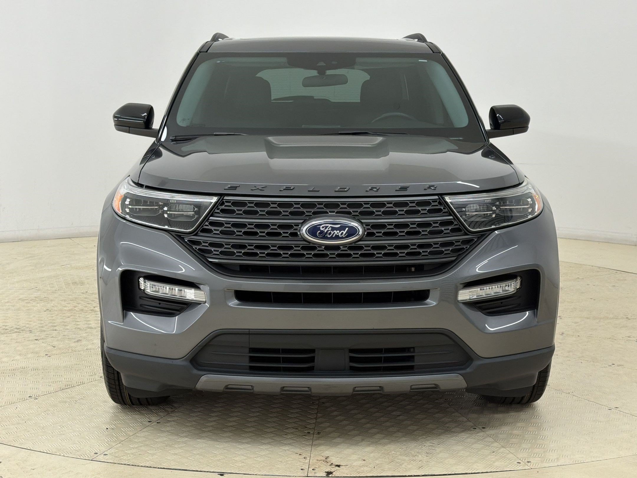 Certified 2023 Ford Explorer XLT w/ Equipment Group 202A RWD image 6