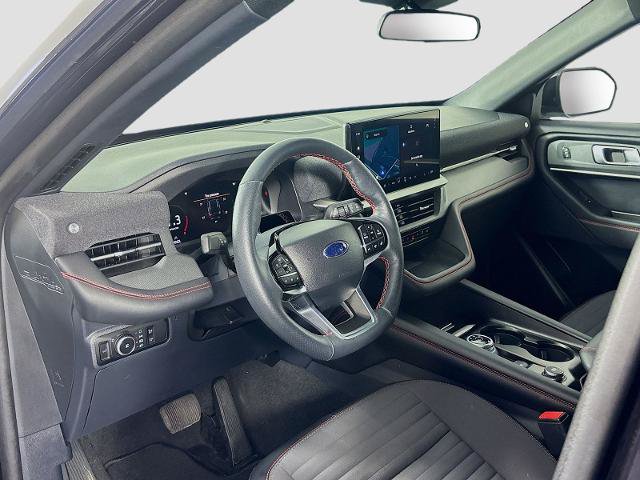 Certified 2025 Ford Explorer ST-Line w/ ST-Line Street Pack AWD/4WD image 9