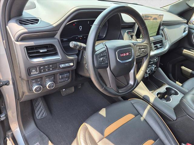Used 2024 GMC Yukon AT4 w/ Technology Package AWD/4WD image 10