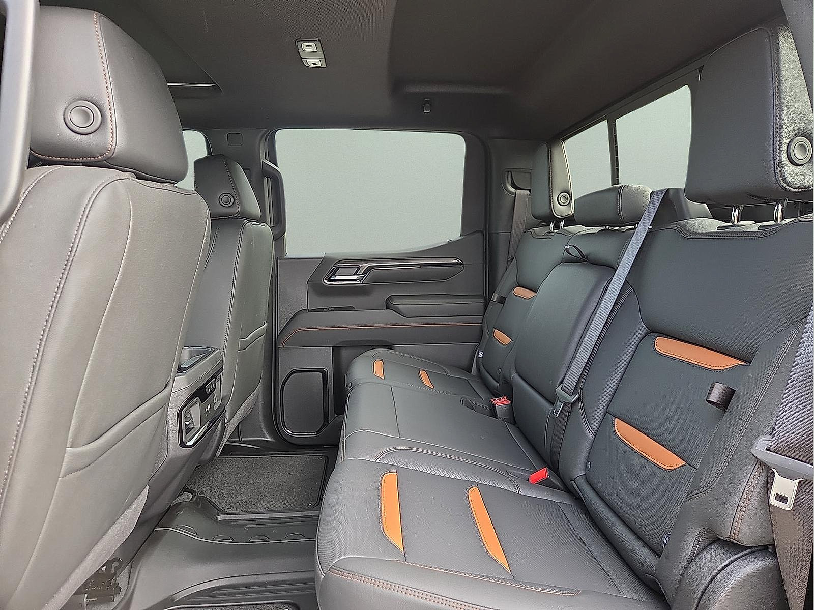 Used 2026 GMC Sierra 1500 AT4 w/ AT4 Premium Package AWD/4WD image 10