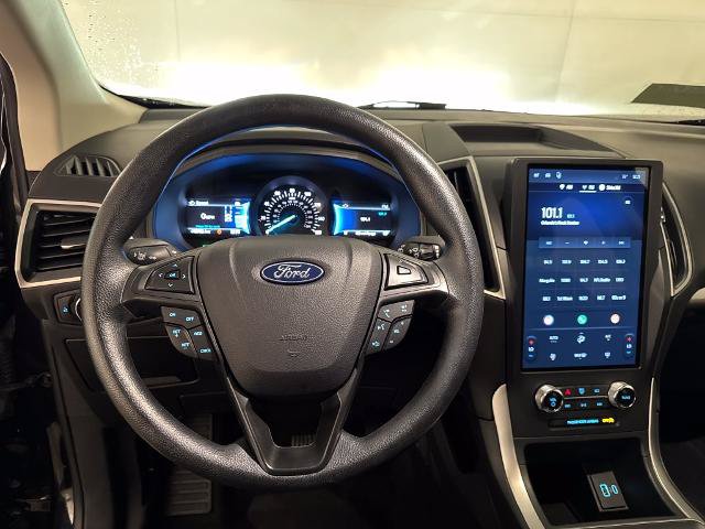 Certified 2024 Ford Edge SE w/ Black Appearance Package AWD/4WD image 5