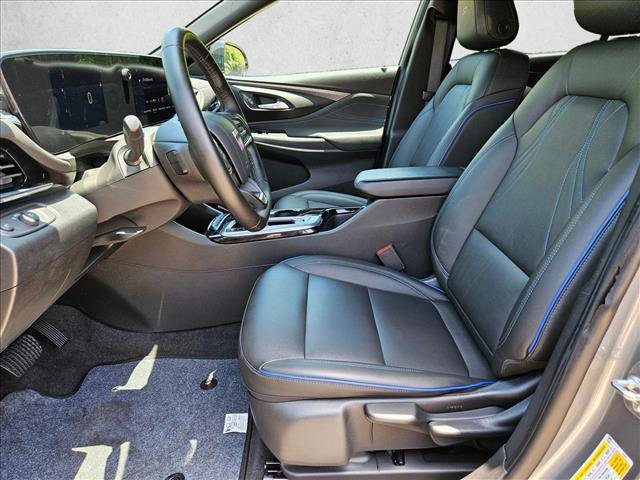 Used 2025 Buick Envista Sport Touring FWD image 15