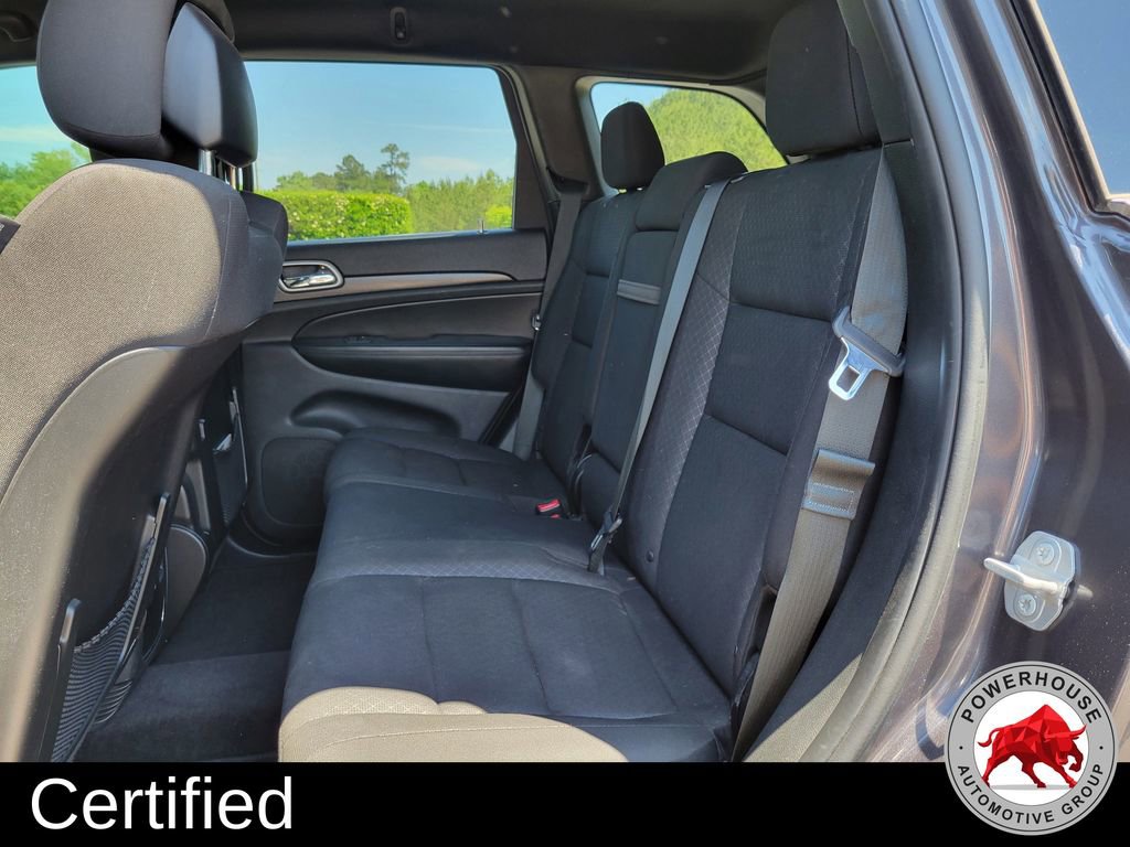 Used 2018 Jeep Grand Cherokee Laredo RWD image 16