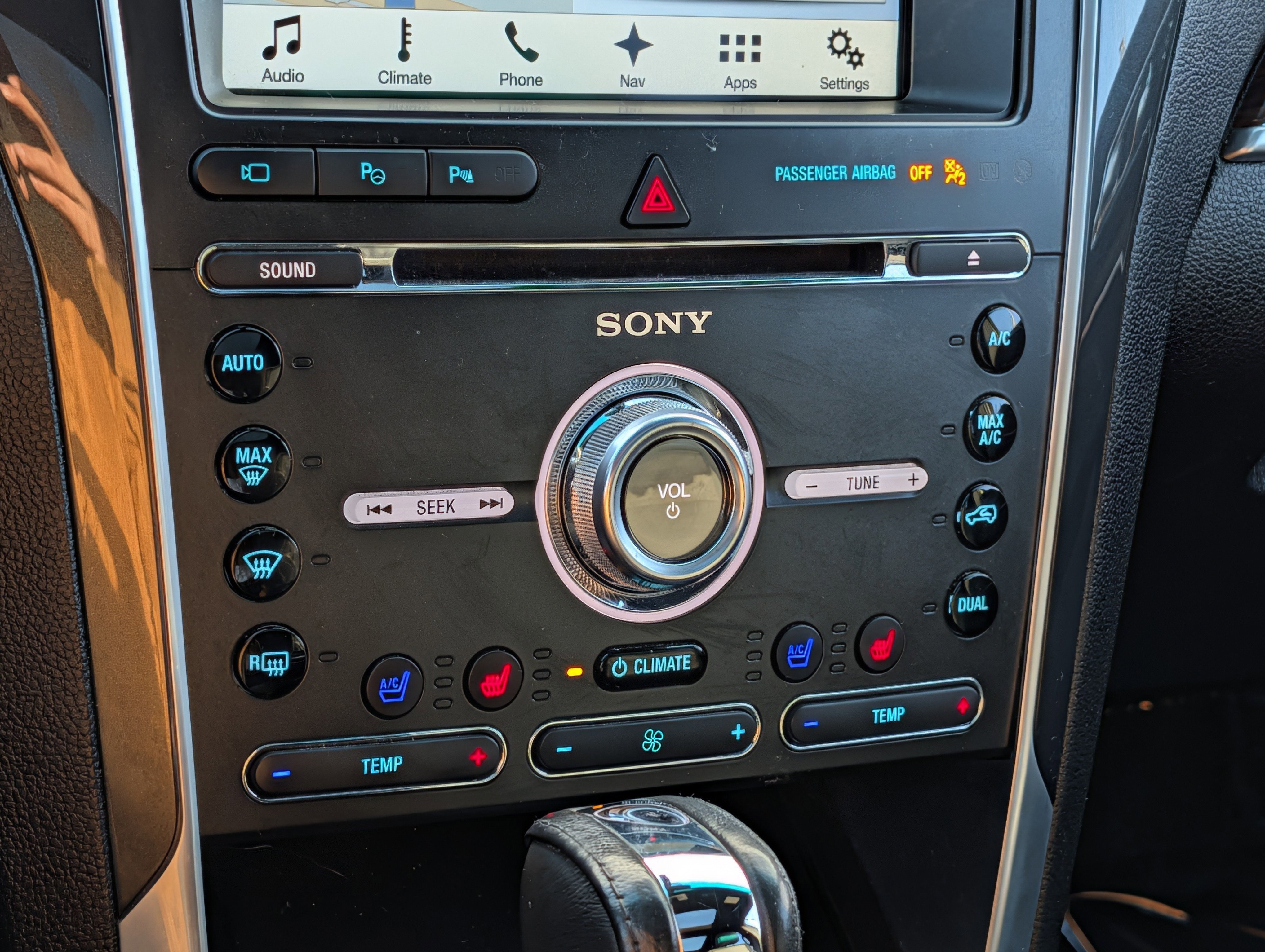 Certified 2017 Ford Explorer Limited w/ Equipment Group 303A image 24