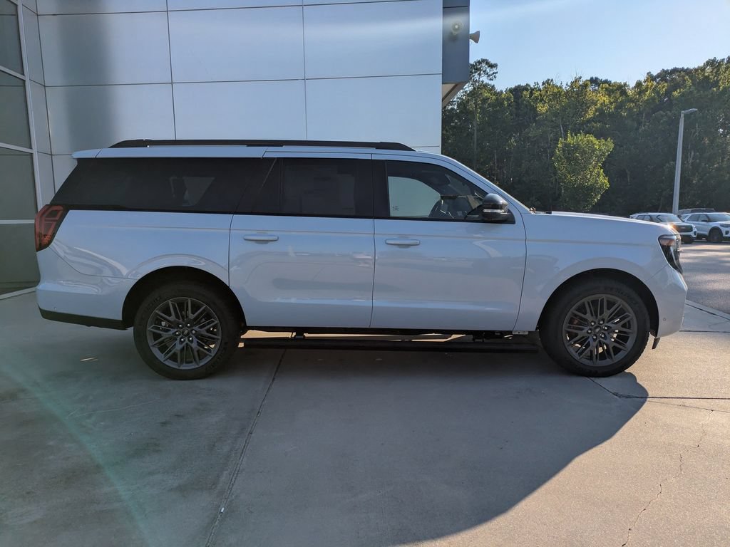 Certified 2025 Ford Expedition Max Platinum w/ Stealth Performance Package AWD/4WD image 3