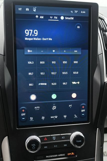 Certified 2024 Ford Edge SEL w/ Convenience Package AWD/4WD image 11