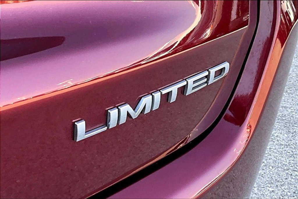 Used 2022 Jeep Compass Limited AWD/4WD image 8