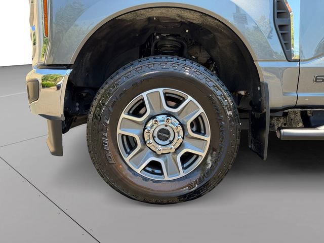 Certified 2025 Ford F350 Lariat w/ FX4 Off-Road Package AWD/4WD image 9