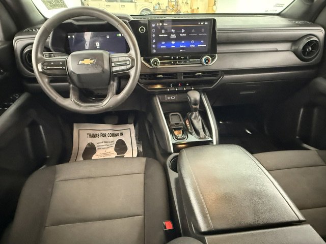 Used 2024 Chevrolet Colorado W/T w/ WT Convenience Package RWD image 16