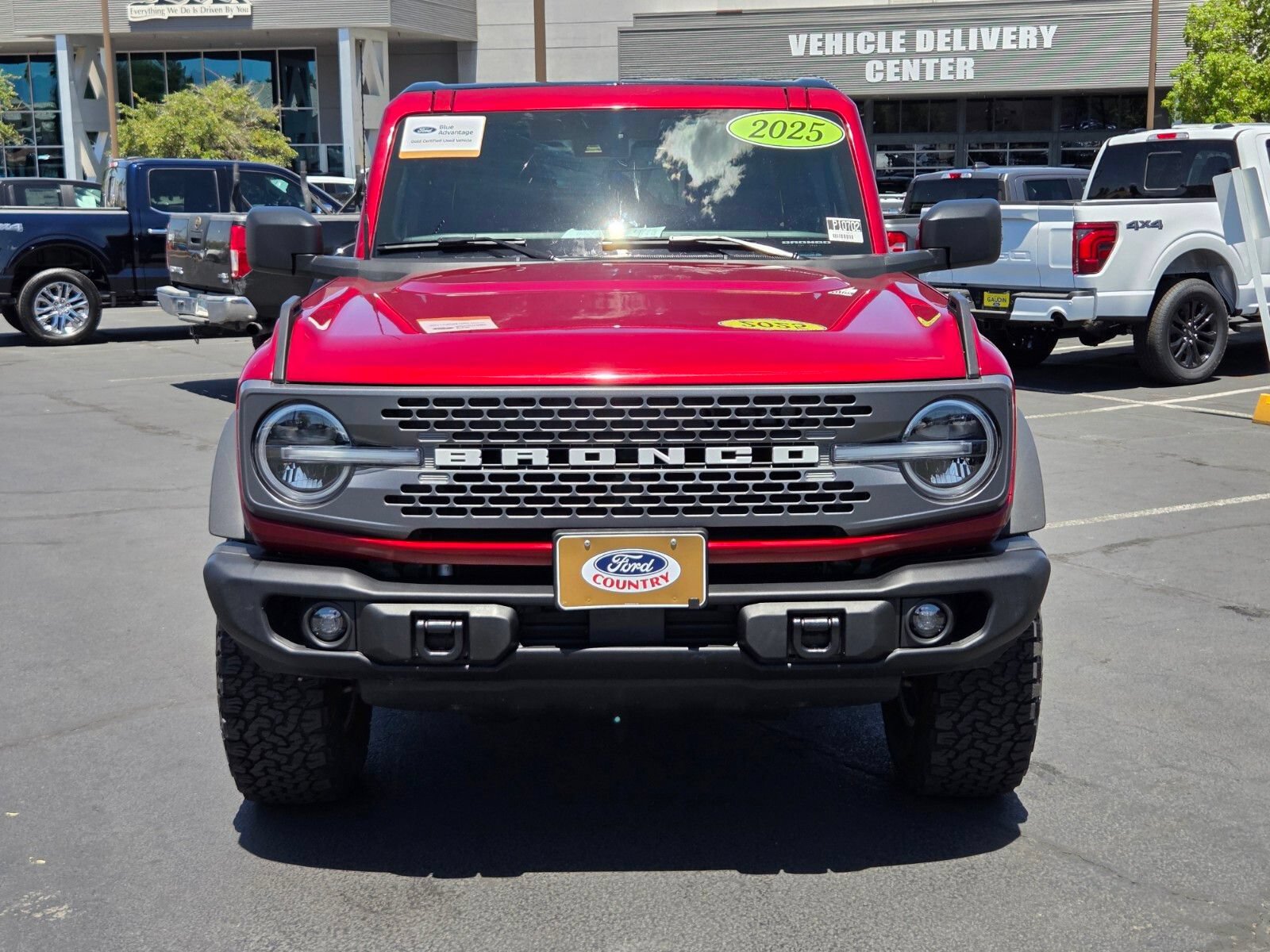 Certified 2025 Ford Bronco Badlands AWD/4WD image 8