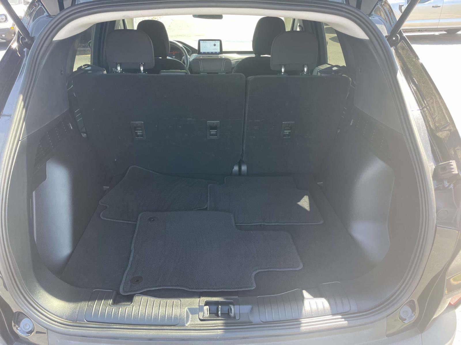Certified 2025 Ford Escape Active FWD image 8