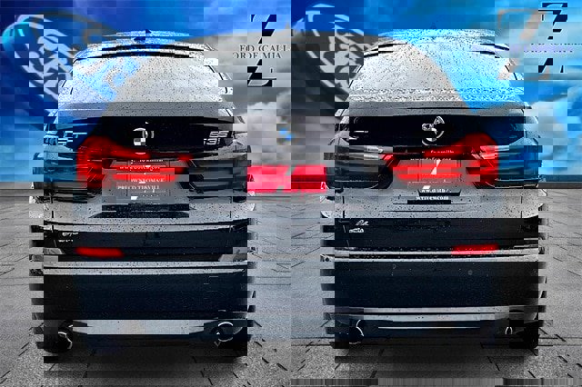 Used 2017 BMW 535i Gran Turismo image 4