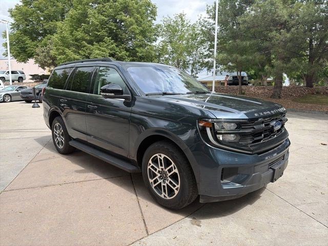 Certified 2025 Ford Expedition Active AWD/4WD image 8