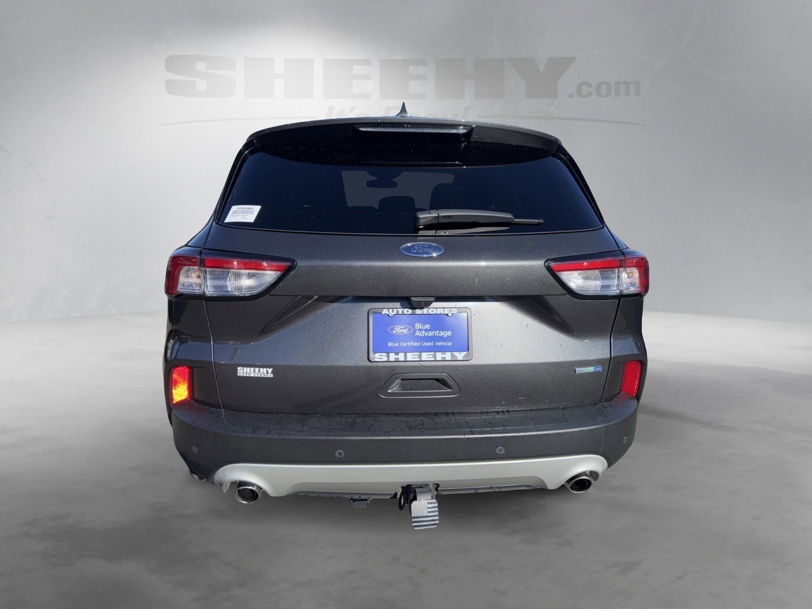 Certified 2020 Ford Escape Titanium w/ Titanium Premium Package 2.0 image 4