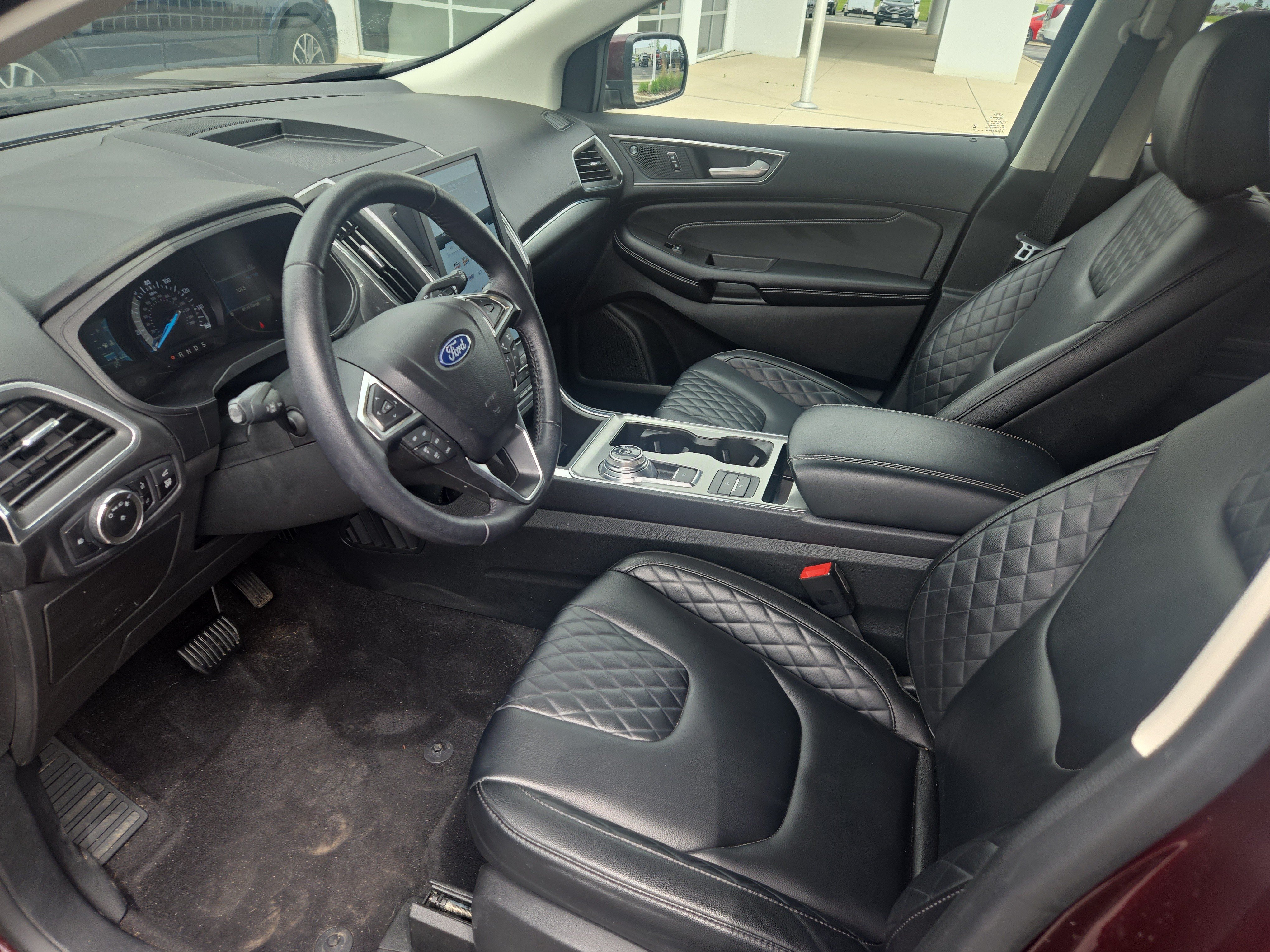Certified 2023 Ford Edge Titanium AWD/4WD image 18