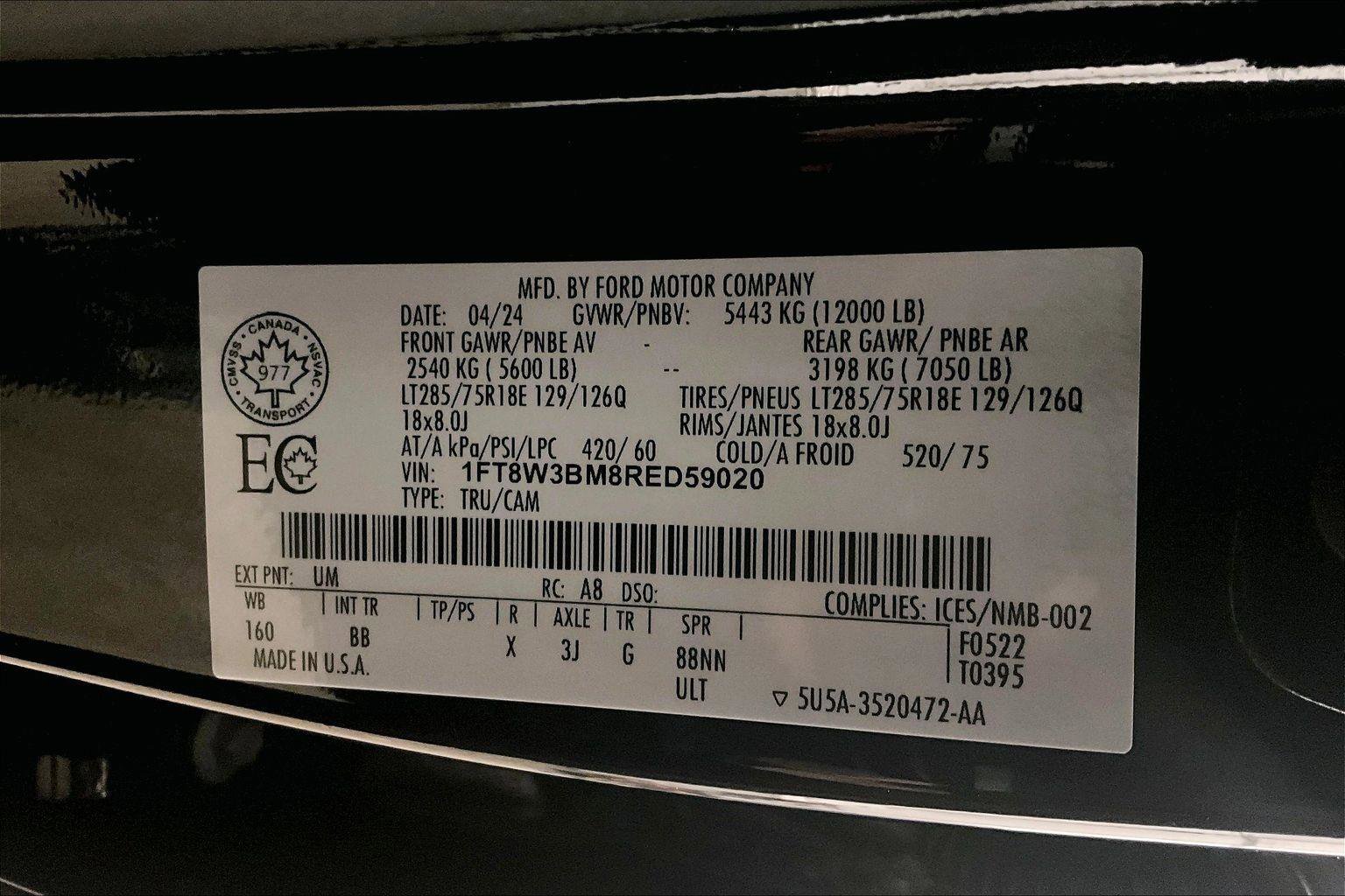 Certified 2024 Ford F350 Platinum w/ Tremor Off-Road Package image 34