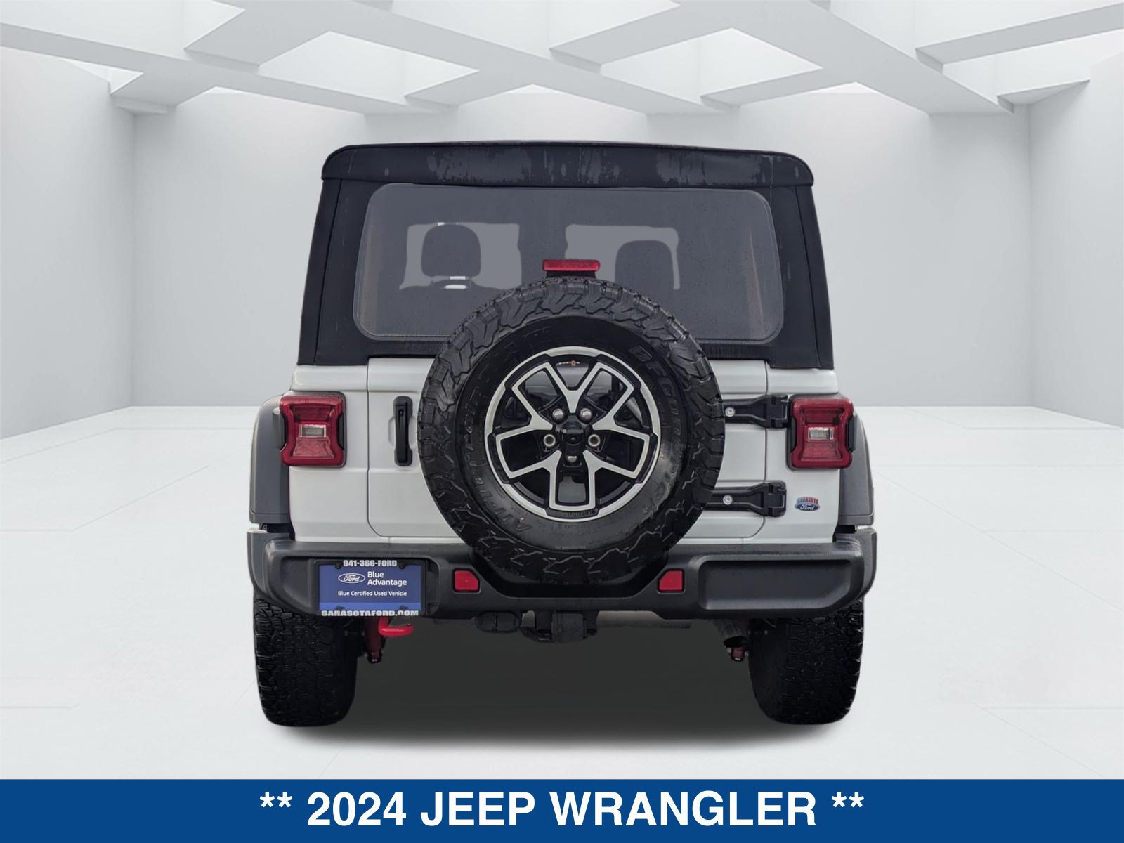 Used 2024 Jeep Wrangler Unlimited Rubicon AWD/4WD image 6