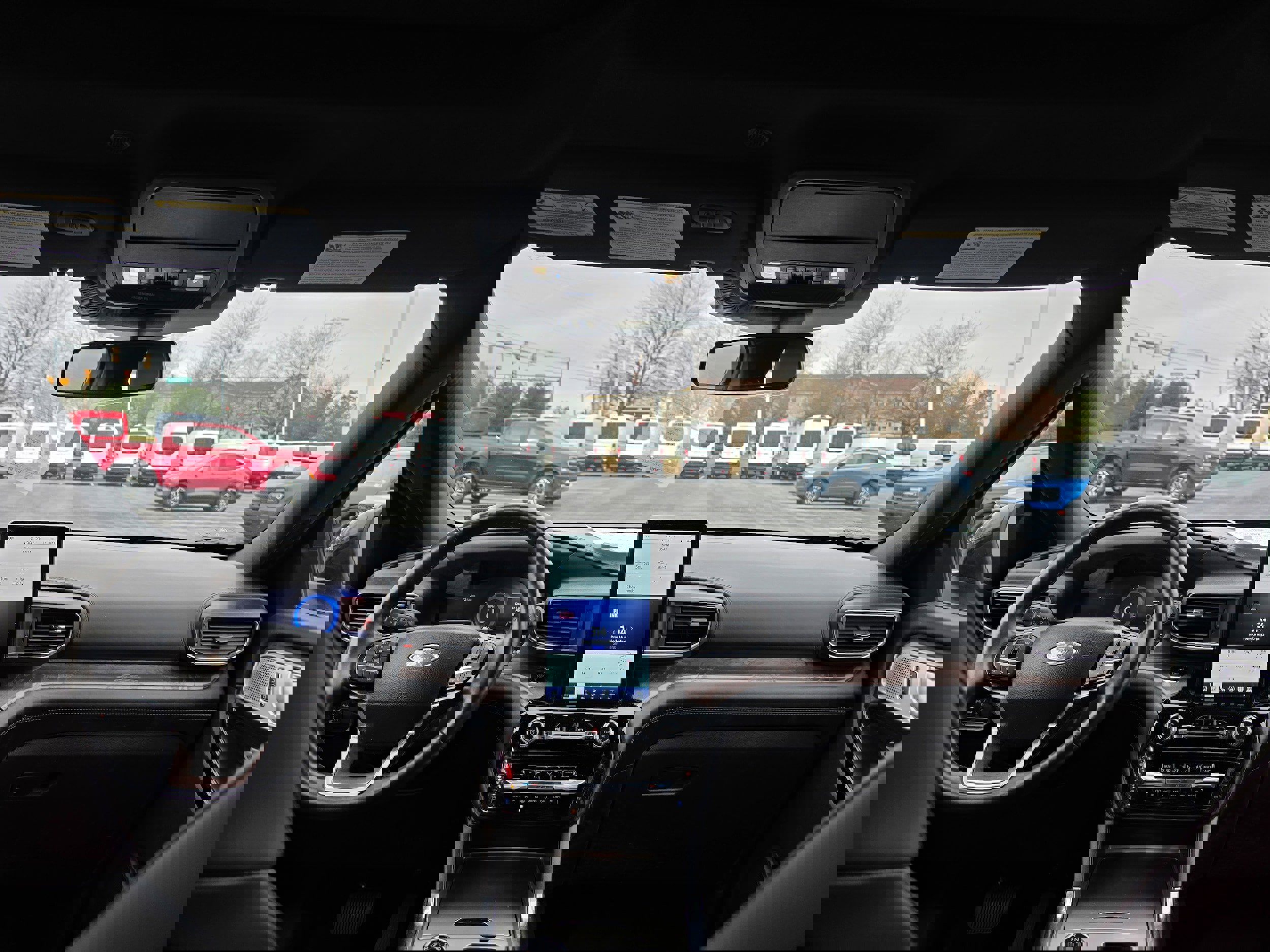 Certified 2023 Ford Explorer Platinum w/ Premium Technology Package image 12