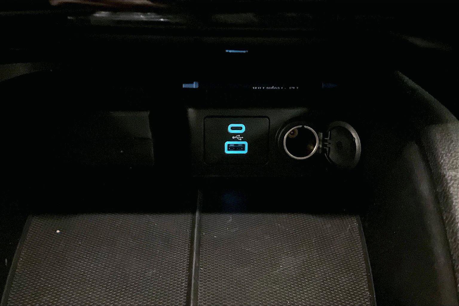 Certified 2022 Ford Escape S image 31