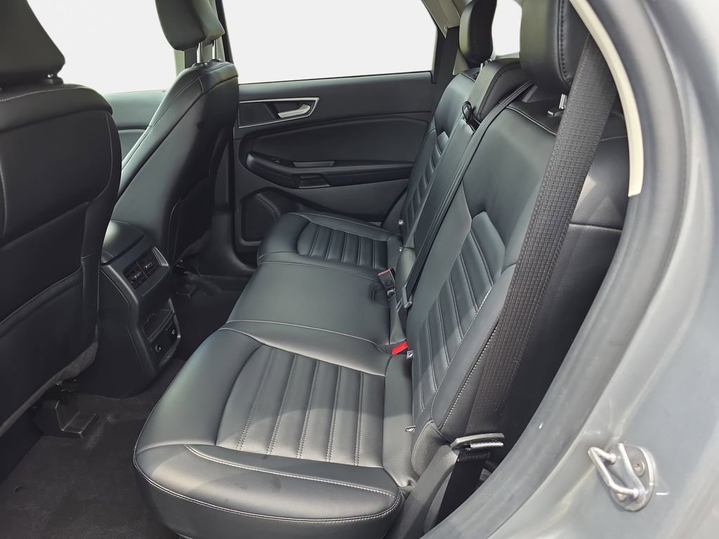 Certified 2023 Ford Edge SEL w/ Convenience Package AWD/4WD image 11