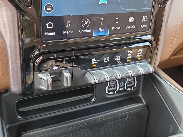 Used 2023 RAM 3500 Limited AWD/4WD image 28