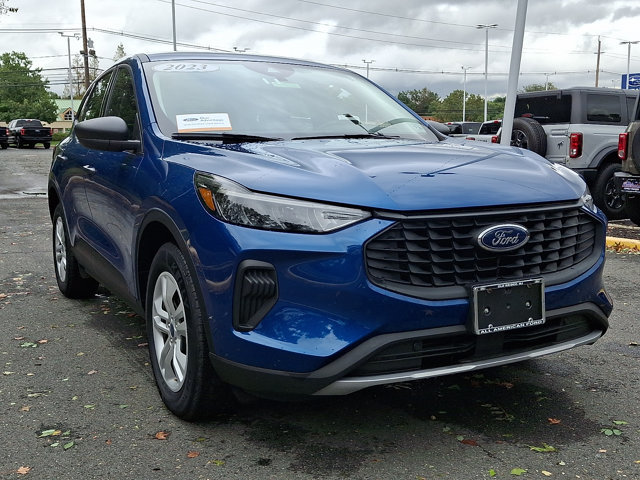 Certified 2023 Ford Escape AWD image 2