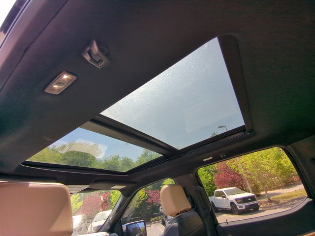 Certified 2022 Ford F150 Lariat w/ Equipment Group 502A High AWD/4WD image 29