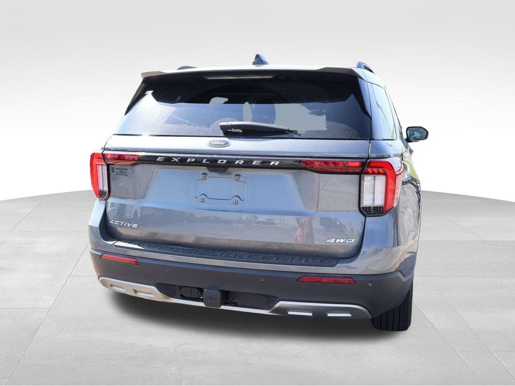 Certified 2025 Ford Explorer Active w/ Active Comfort Package AWD/4WD image 18