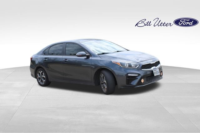 Used 2020 Kia Forte LXS FWD image 2