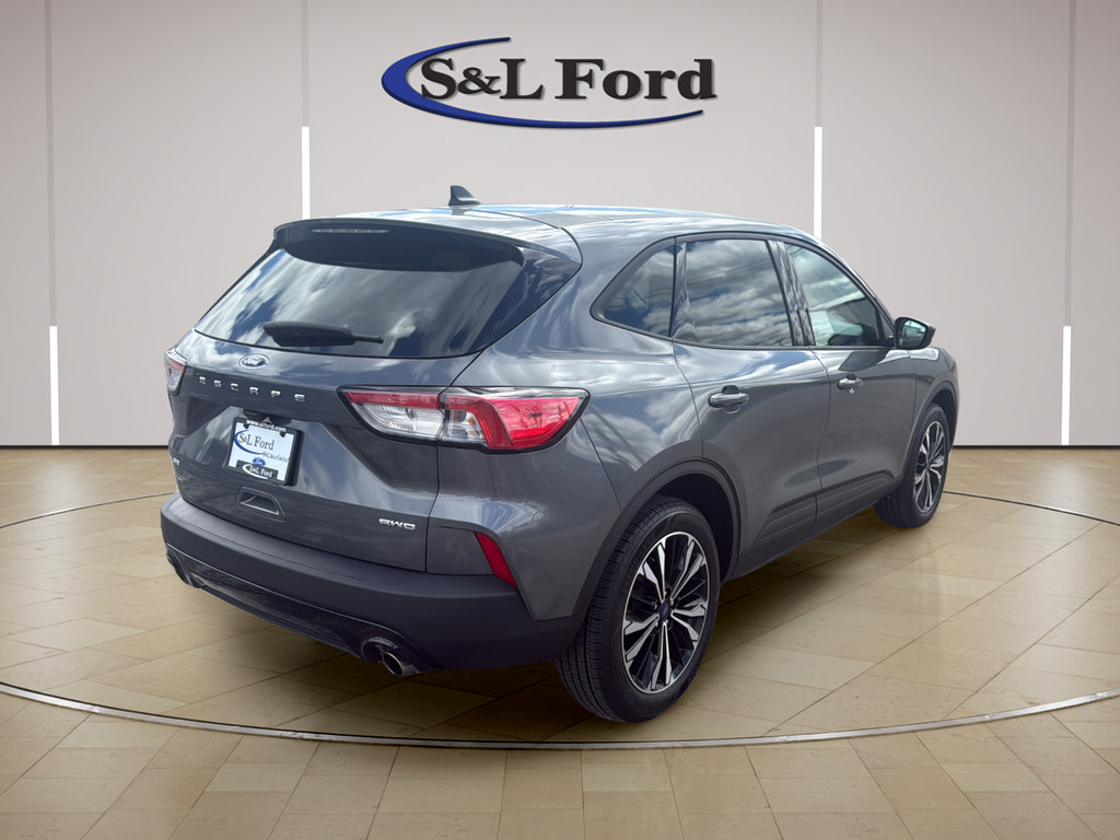 Certified 2022 Ford Escape SE w/ SE Sport Appearance Package AWD/4WD image 7