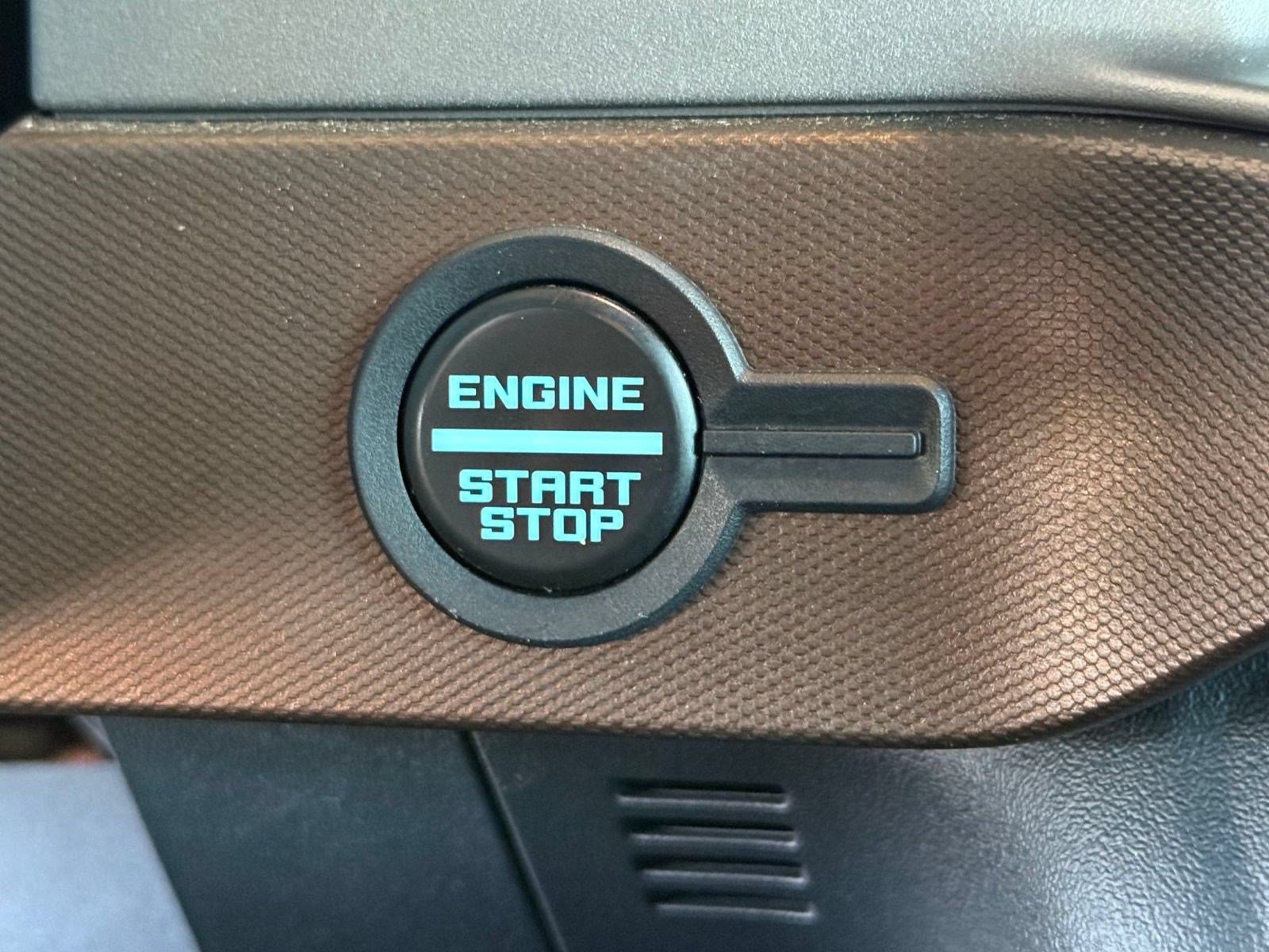 Certified 2023 Ford Bronco Outer Banks w/ Sasquatch Package AWD/4WD image 19