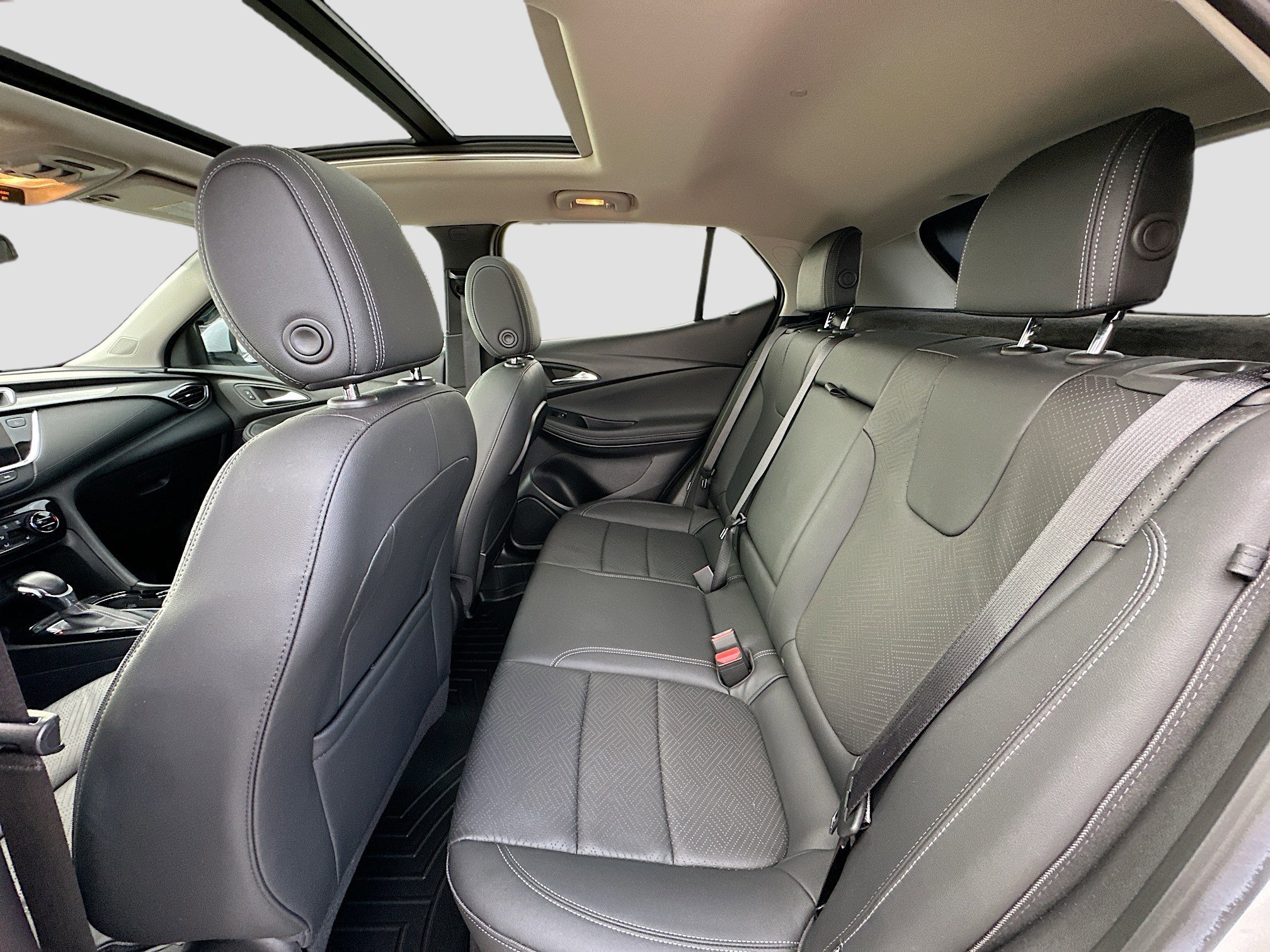 Used 2023 Buick Encore GX Essence w/ Experience Buick Package image 23