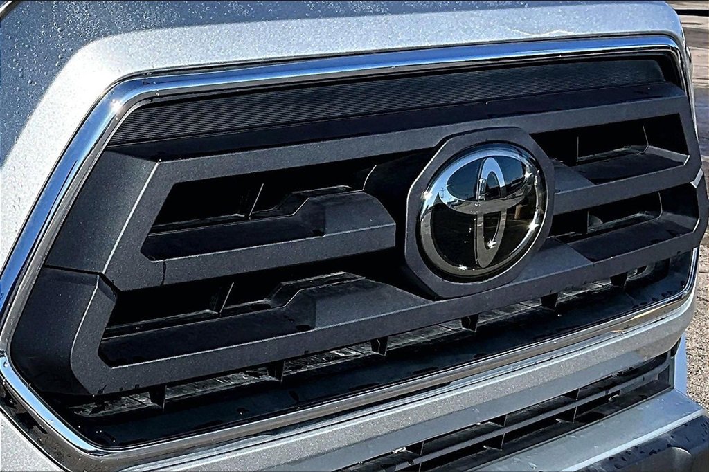 Used 2023 Toyota Tacoma SR5 image 29