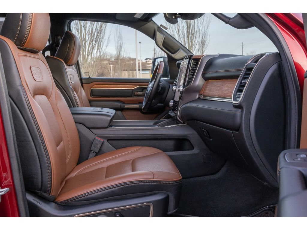 Used 2022 RAM 1500 Limited w/ Cold Weather Group image 11